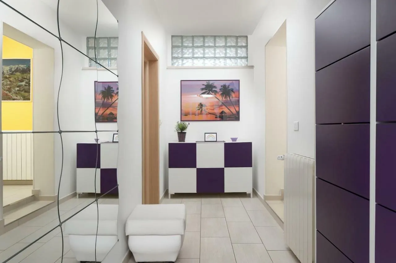 Apartament Rainbow Pula