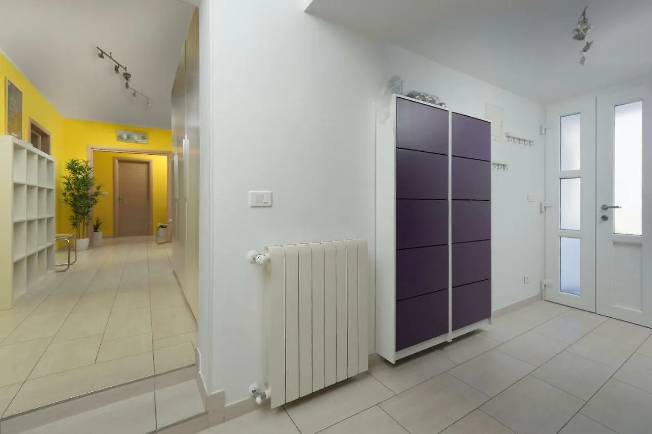 Apartament Rainbow Pula
