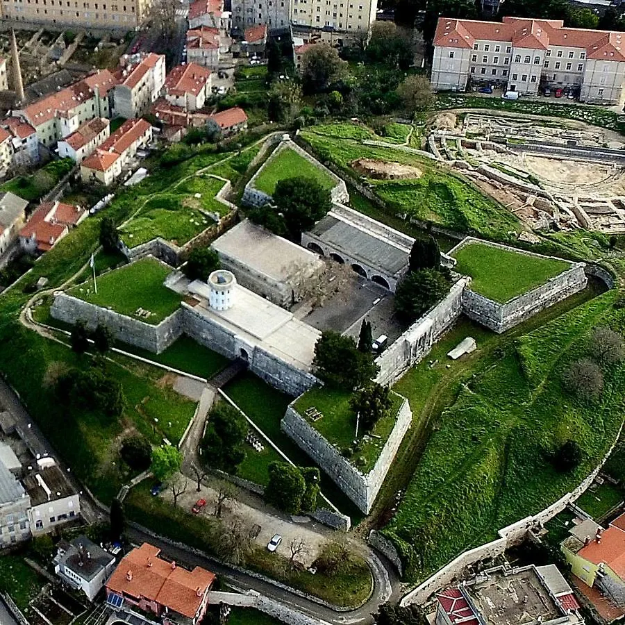 Apartament Rainbow Pula